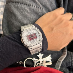 Đồng hồ DW-5600 Chrome Hearts